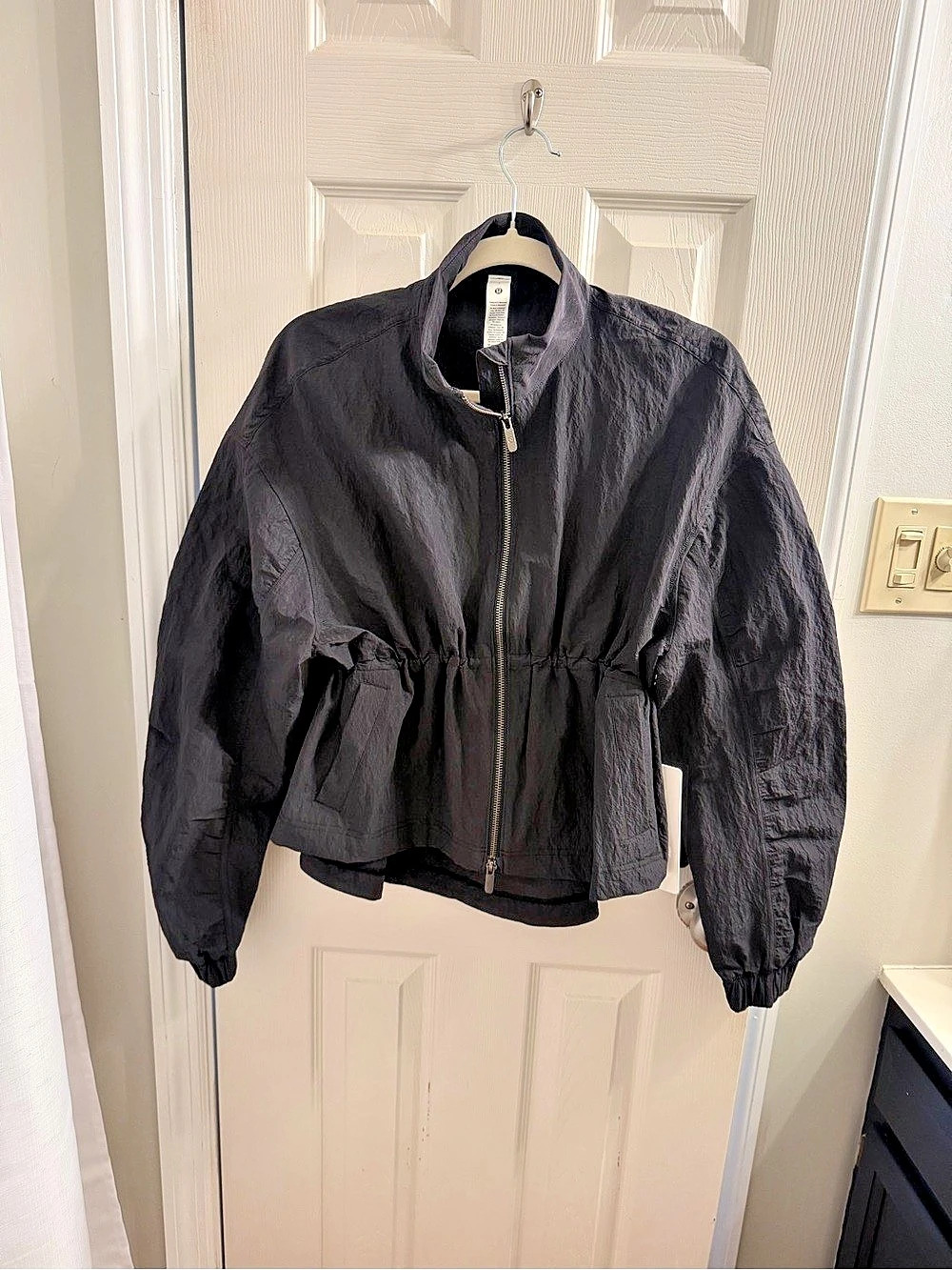 Lululemon Crinkle Nylon Cinchable Jacket